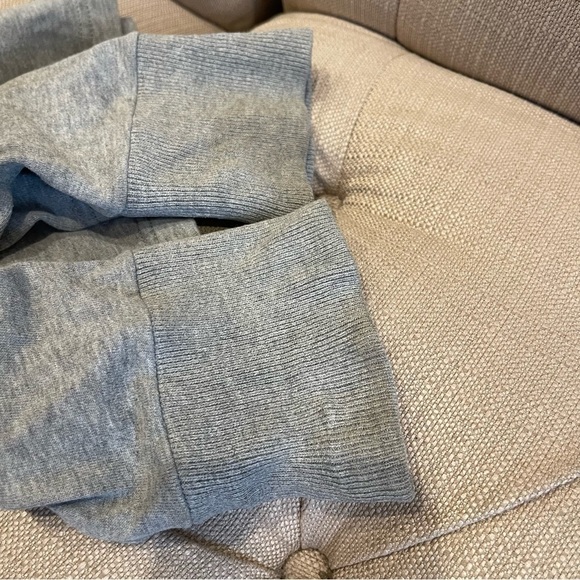 Ad: Abercrombie & Fitch Mens Sweatshirt Crew A&f 1892 Gray Heathered Pull Over M - Picture 10 of 11